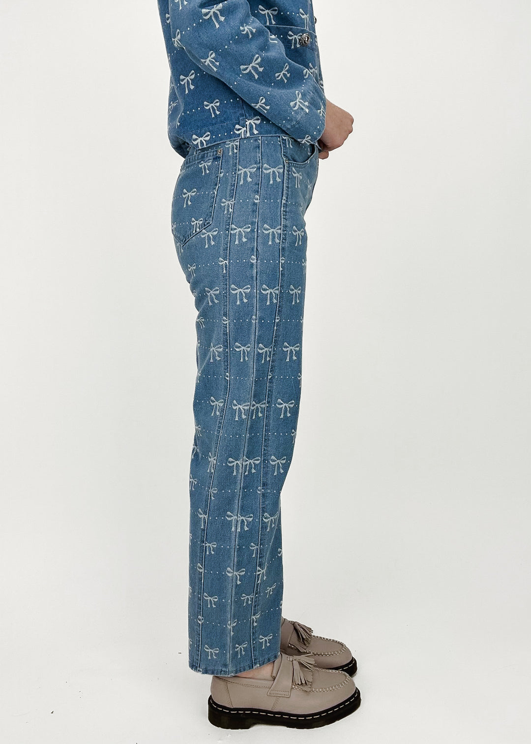 Presley Ribbon Barrel Jeans
