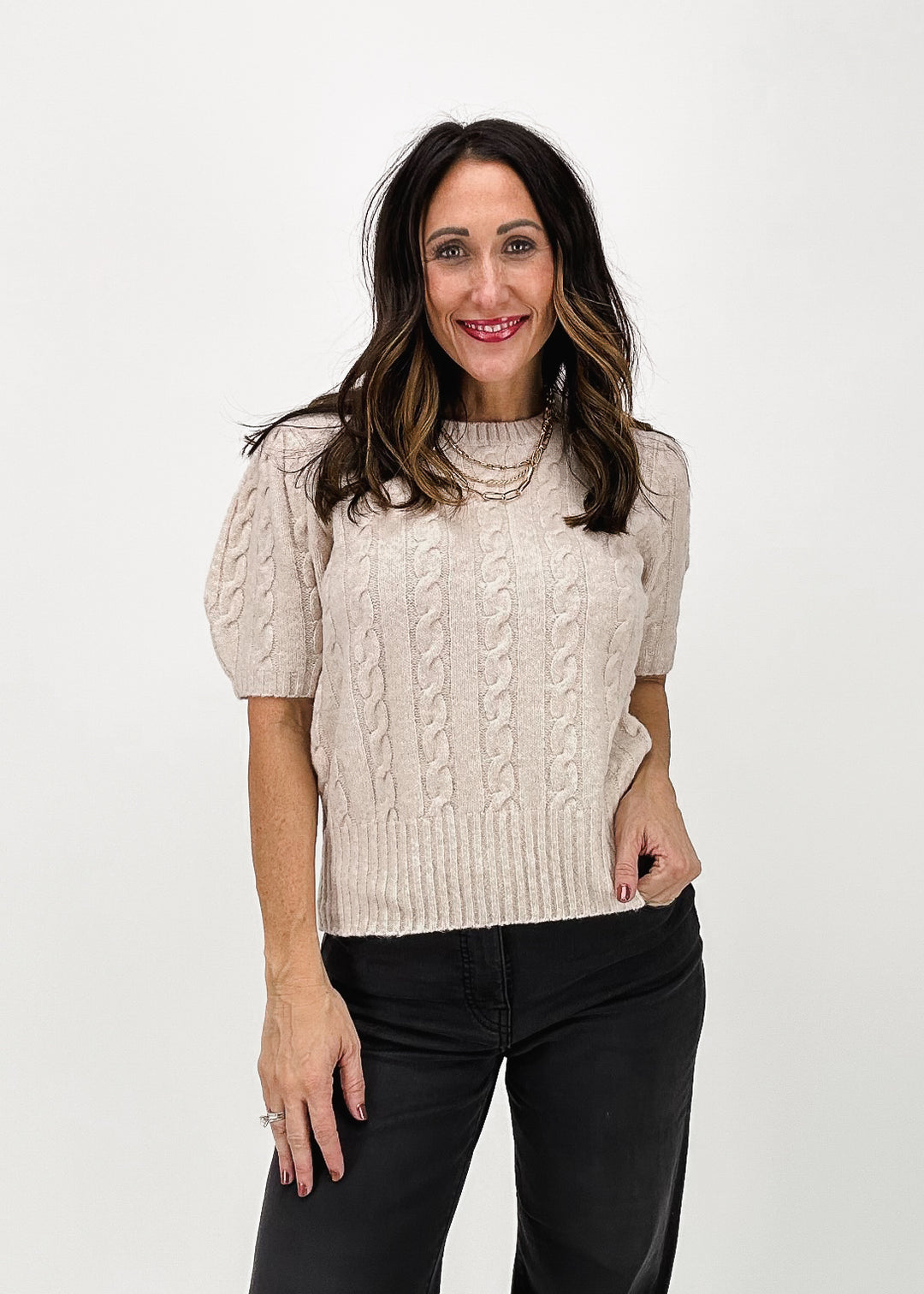 women's oatmeal cable knit short sleeve sweater top